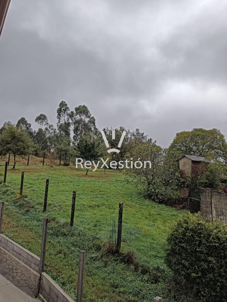 Foto 30 UNIFAMILIAR CON PARCELA 1.700m² PARA ESTRENAR (20 min. Santiago de Compostela)