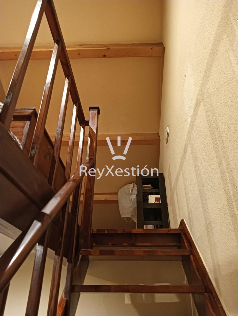 Foto 20 VÉNDESE CASA CON LOCAL, en Rúa CRUZ DE SAN PEDRO (Santiago de Compostela)