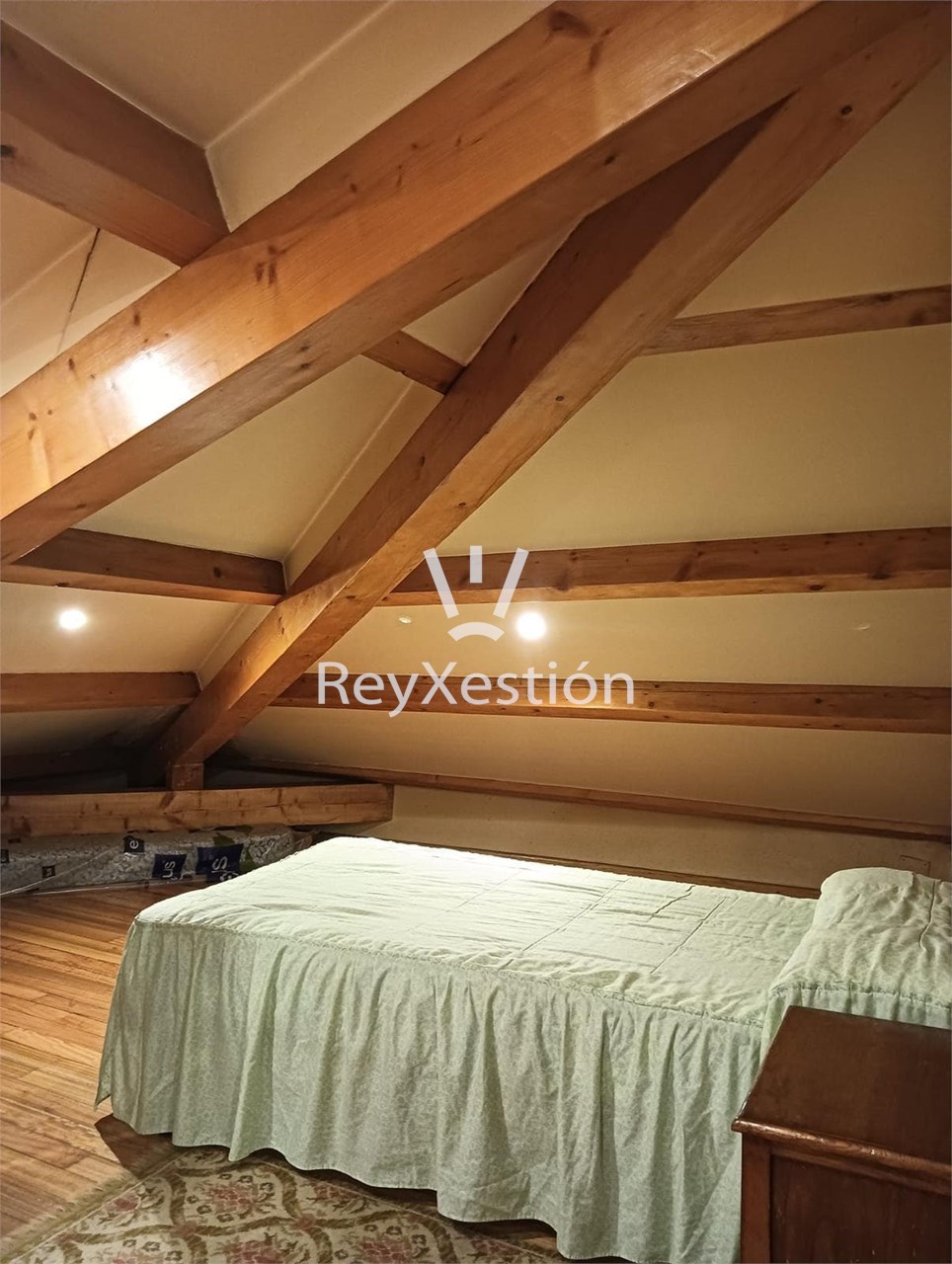 Foto 22 VÉNDESE CASA CON LOCAL, en Rúa CRUZ DE SAN PEDRO (Santiago de Compostela)