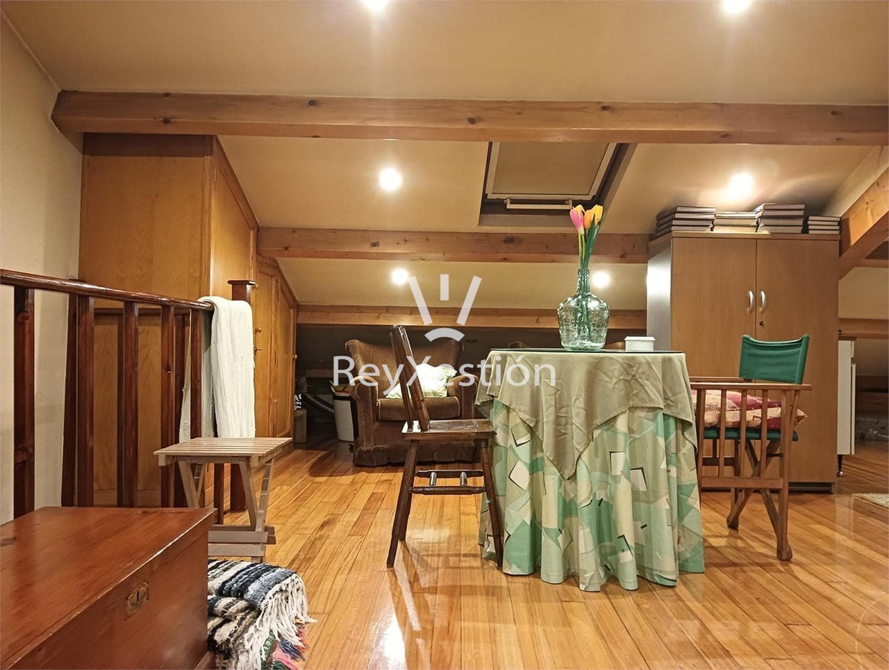 Foto 25 VÉNDESE CASA CON LOCAL, en Rúa CRUZ DE SAN PEDRO (Santiago de Compostela)