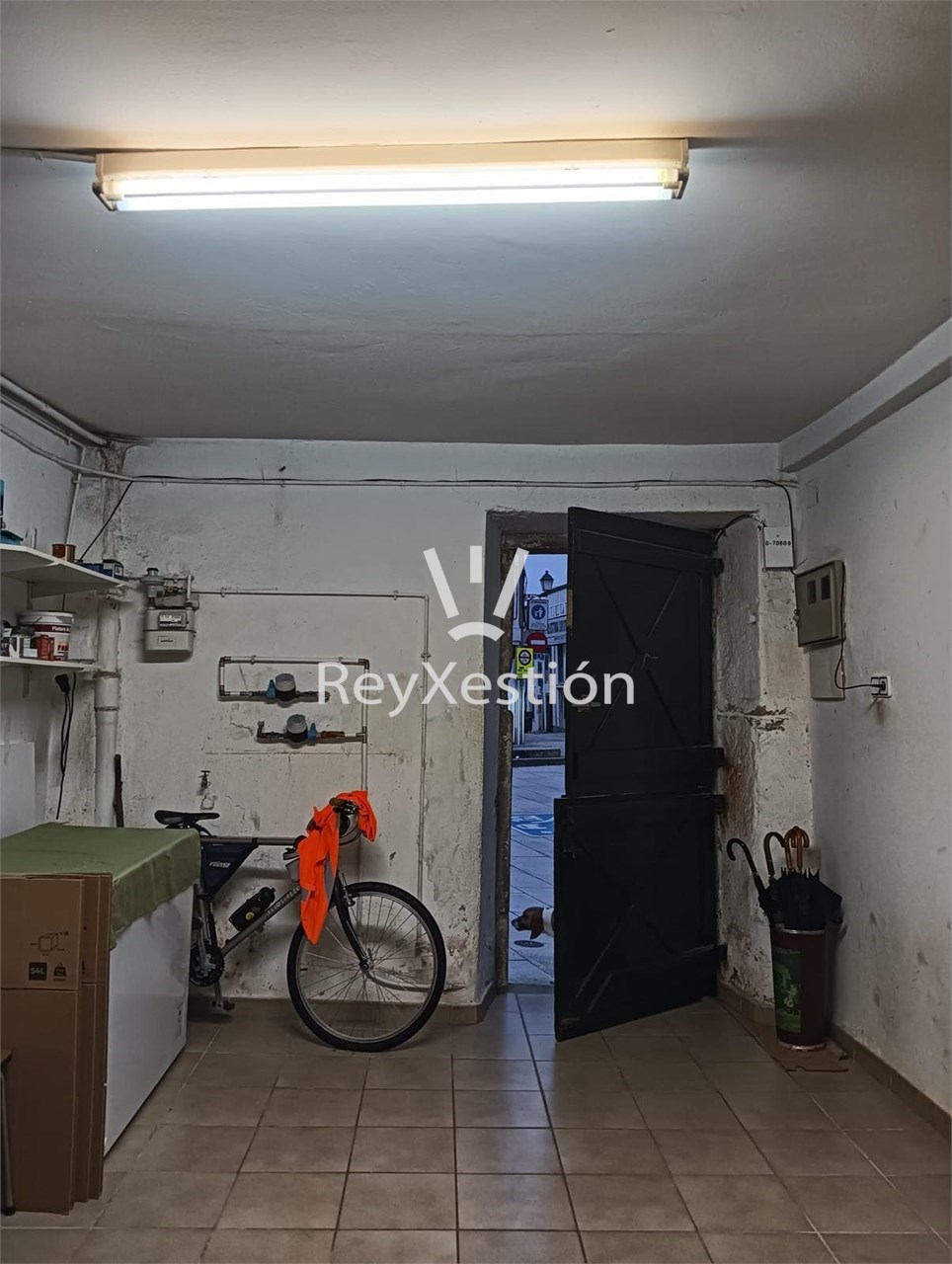 Foto 29 VÉNDESE CASA CON LOCAL, en Rúa CRUZ DE SAN PEDRO (Santiago de Compostela)