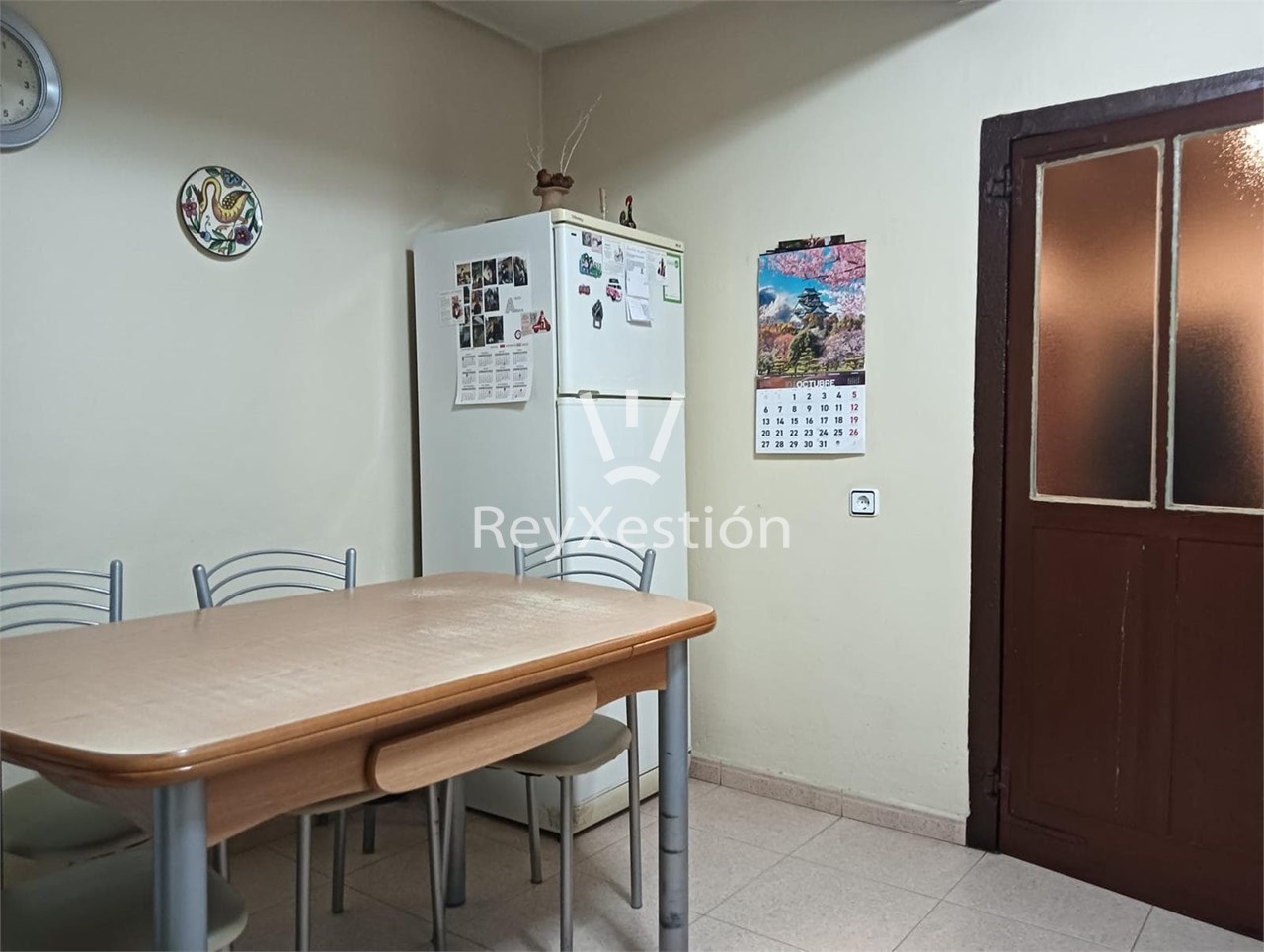 Foto 5 VÉNDESE CASA CON LOCAL, en Rúa CRUZ DE SAN PEDRO (Santiago de Compostela)