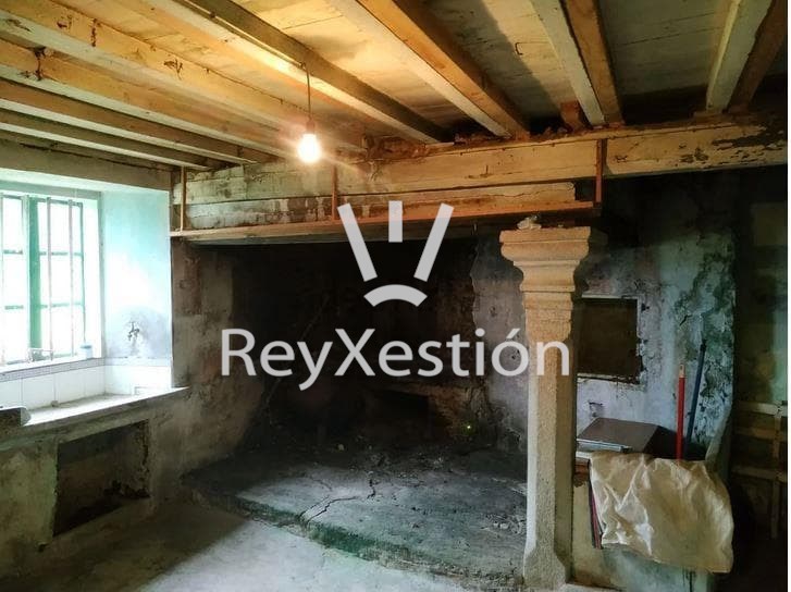 Foto 4 Véndese CASA + TERRENO, en Troián de Abaixo, Sofán (Carballo)