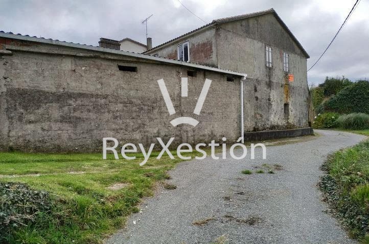 Foto 8 Véndese CASA + TERRENO, en Troián de Abaixo, Sofán (Carballo)