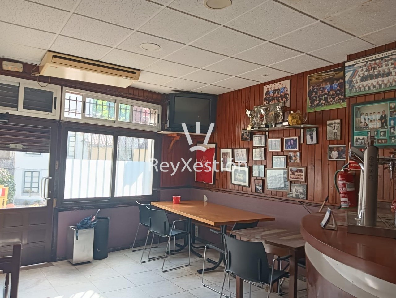 Foto 5 VÉNDESE LOCAL COMERCIAL. CON VIVENDA E ALMACÉN, EN ZONA VISTA ALEGRE