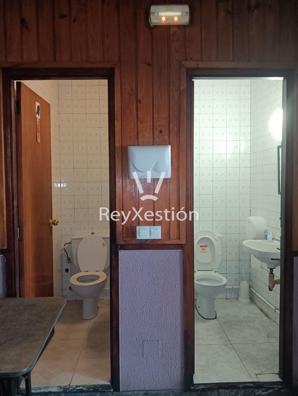 Foto 8 VÉNDESE LOCAL COMERCIAL. CON VIVENDA E ALMACÉN, EN ZONA VISTA ALEGRE