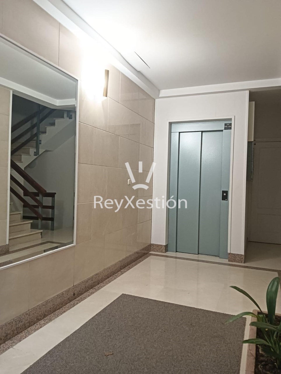 Foto 16 VÉNDESE PISO EN ZONA NORTE - Rua Salvadas, SANTIAGO DE COMPOSTELA