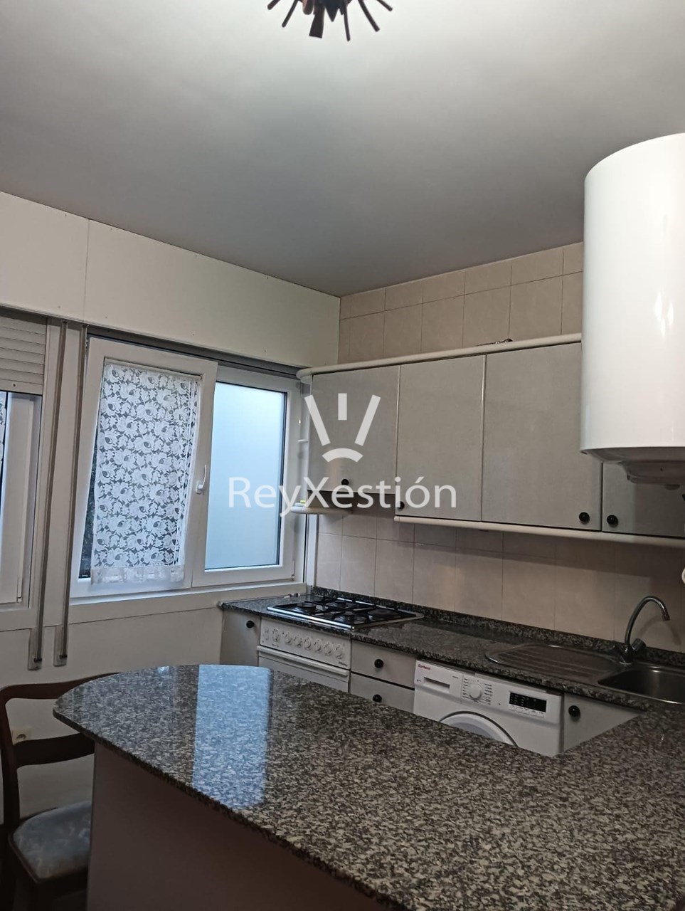 Foto 24 VÉNDESE PISO EN ZONA NORTE - Rua Salvadas, SANTIAGO DE COMPOSTELA