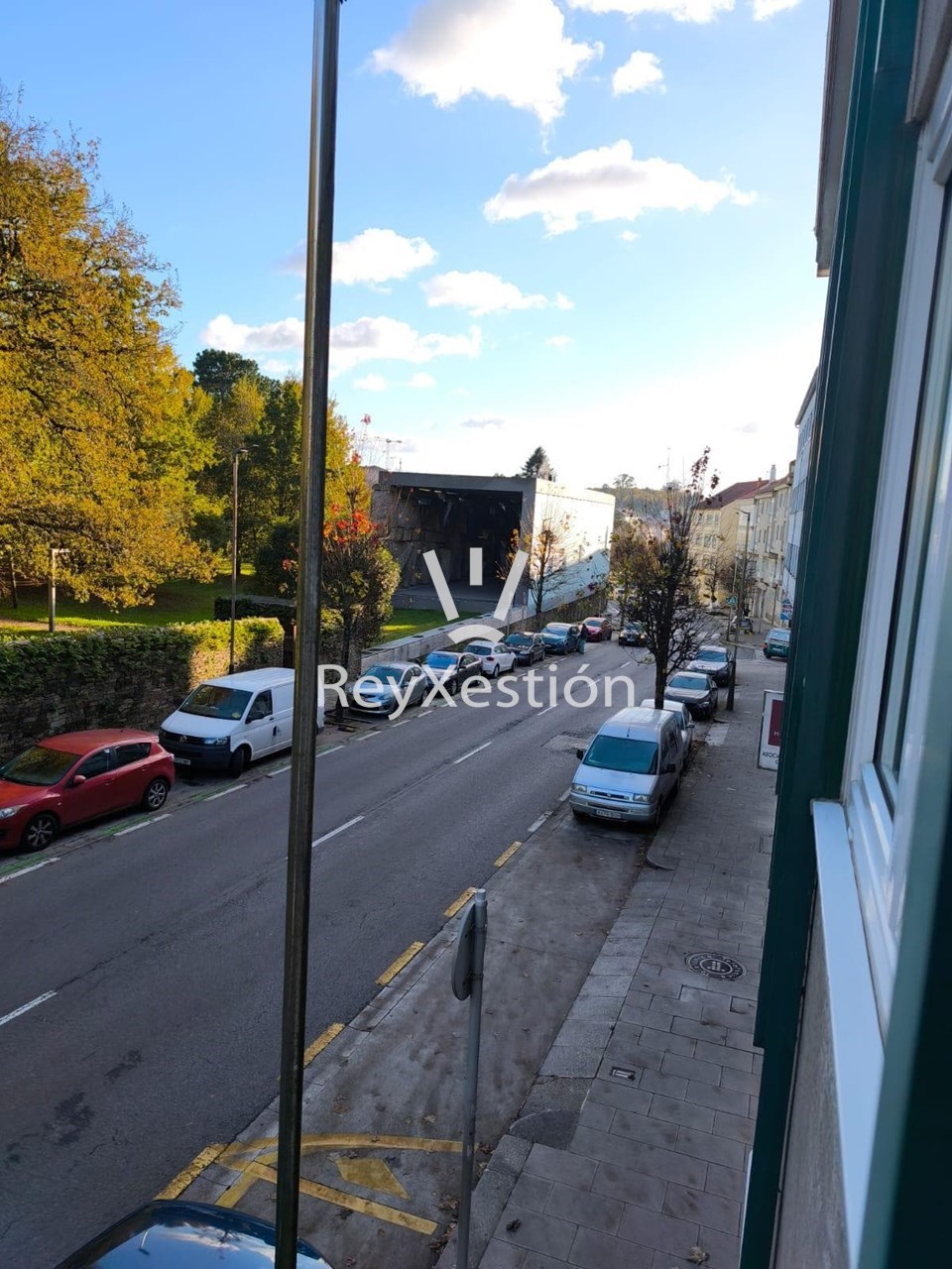 Foto 2 VÉNDESE PISO EN ZONA NORTE - Rua Salvadas, SANTIAGO DE COMPOSTELA