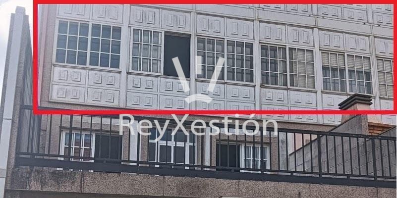 Foto 5 Véndese PLANTA BAIXA CON PLAZA DE GARAXE, Camiño dos Vilares (Santiago)