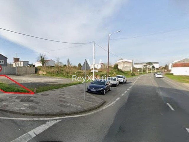 Véndese SOLAR EDIFICABLE en Carballo (A Coruña)