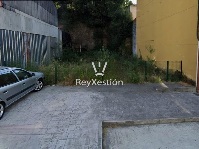 VENTA SOLAR EDIFICABLE EN TORREIRA DE ARRIBA - Santiago de Compostela