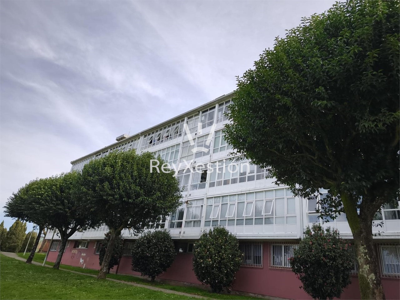 Foto 2 VIVENDA EN VENDA – RÚA BLANCO AMOR, ZONA NORTE - SAN CAETANO, SANTIAGO DE COMPOSTELA