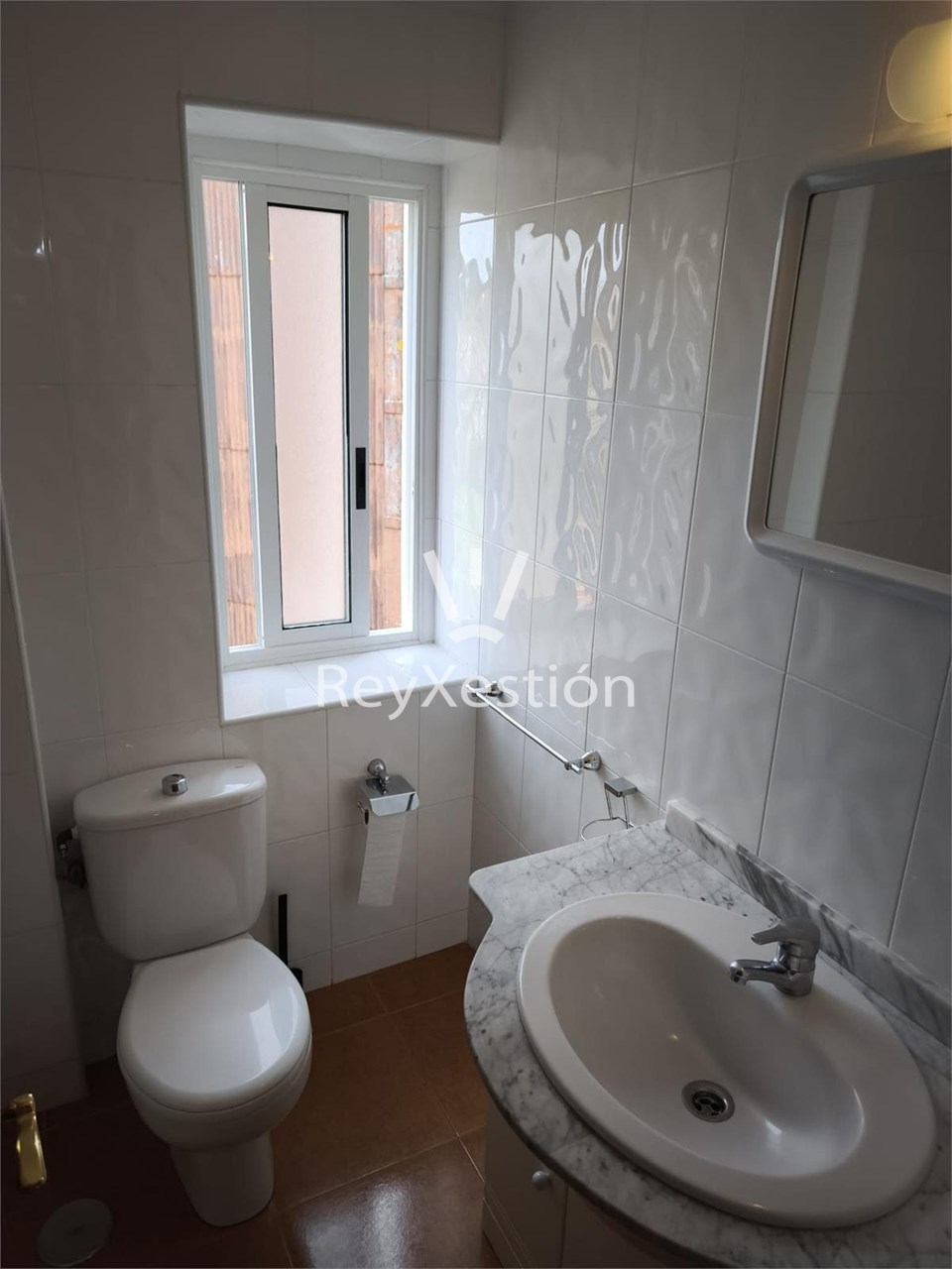 Foto 9 VIVENDA EN VENDA – RÚA BLANCO AMOR, ZONA NORTE - SAN CAETANO, SANTIAGO DE COMPOSTELA