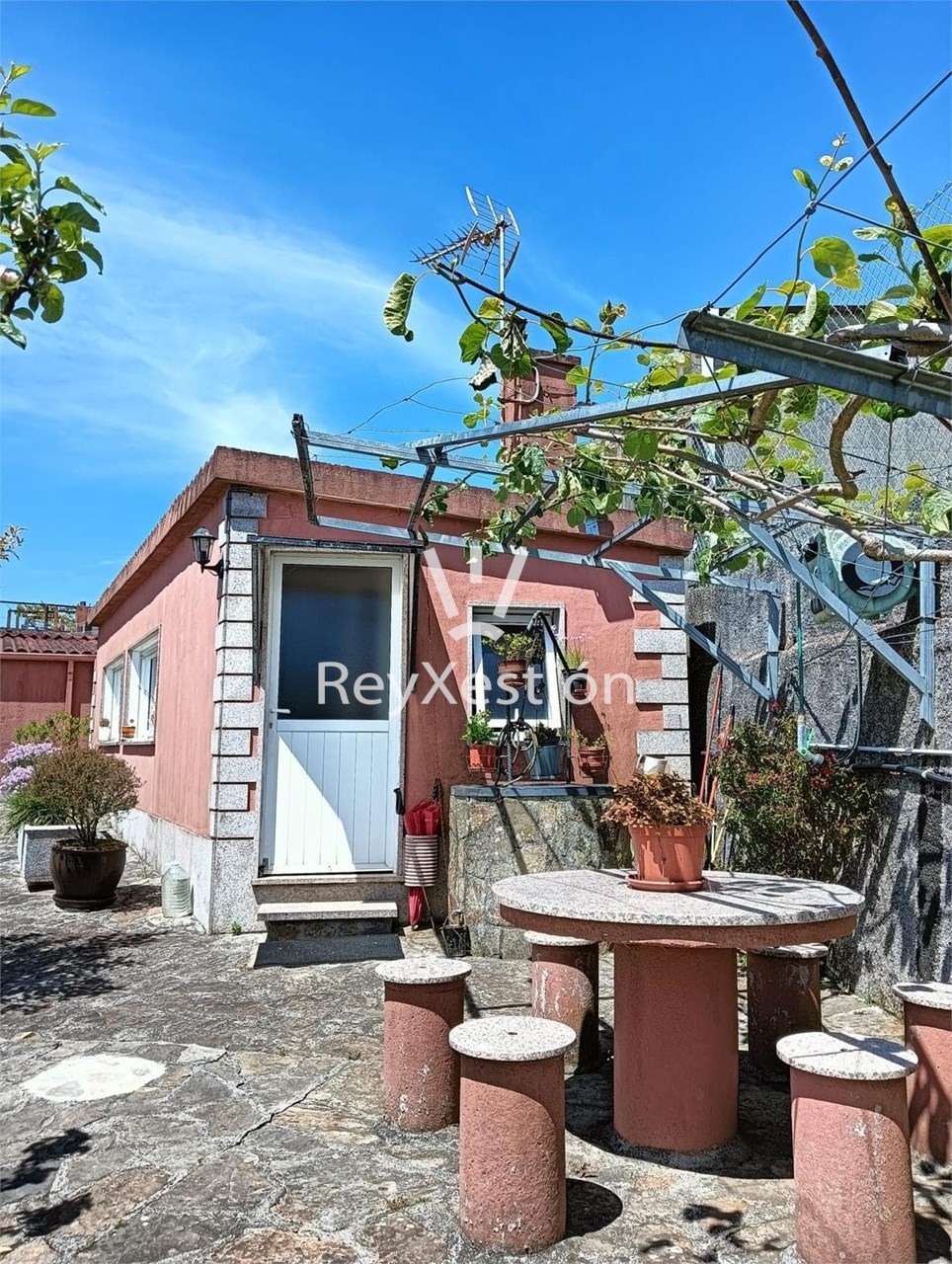 Foto 13 VIVIENDA DE DOS DORMITORIOS SITUADA EN RESIDENCIAL COMUNITARIO