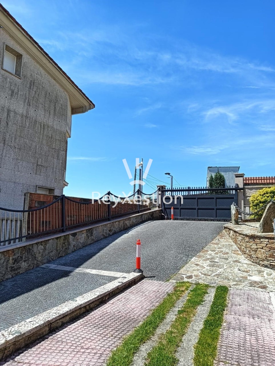 Foto 2 VIVIENDA DE DOS DORMITORIOS SITUADA EN RESIDENCIAL COMUNITARIO